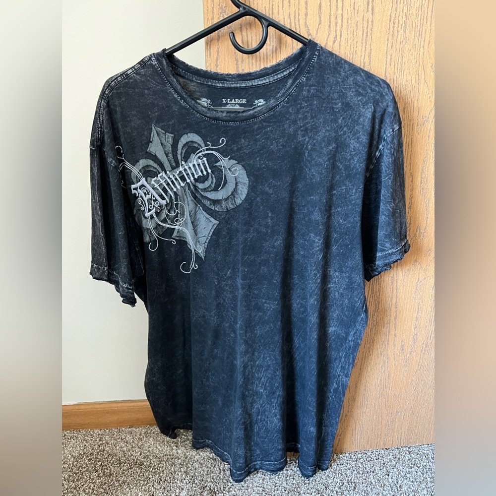 Men’s Affliction T-Shirt with Skulls